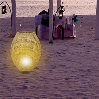 Lustre moderne à LED avec abat-jour en osier bambou rotin plafonnier à énergie solaire pour le jardin
