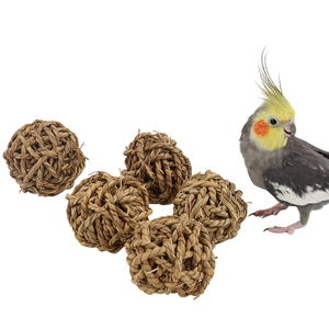 Natural Grass Ball Takraw Ball Papagei Gnaws Dekompression Lernspiel zeug Spezielle Vogels pielzeug zubehör für Hunde und Katzen - Product Image 1