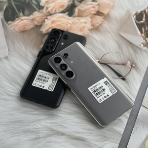 Teléfono Inteligente TECNO Camon 50 Pro 5G, Deca Core, LED, Compatible con Huella Dactilar y Reconocimiento Facial, Cámara de 108MP, CDMA LTE Español, 16GB+1TB 5G - Product Image 3