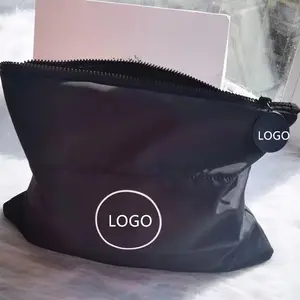 2024 Neu eingetroffen Daunen-Baumwoll-Waschtasche Organisator Tasche weich wasserdicht Damen Outdoor tragbar Kupplung Toilettenspülung Make-up-Tasche