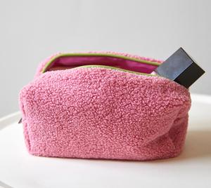 Wholesale & Cases Containers Portable <b>Plush</b> Makeup Bag <b>Large</b> Capacity Cosmetic Organizer Storage Bags - Product Image 4
