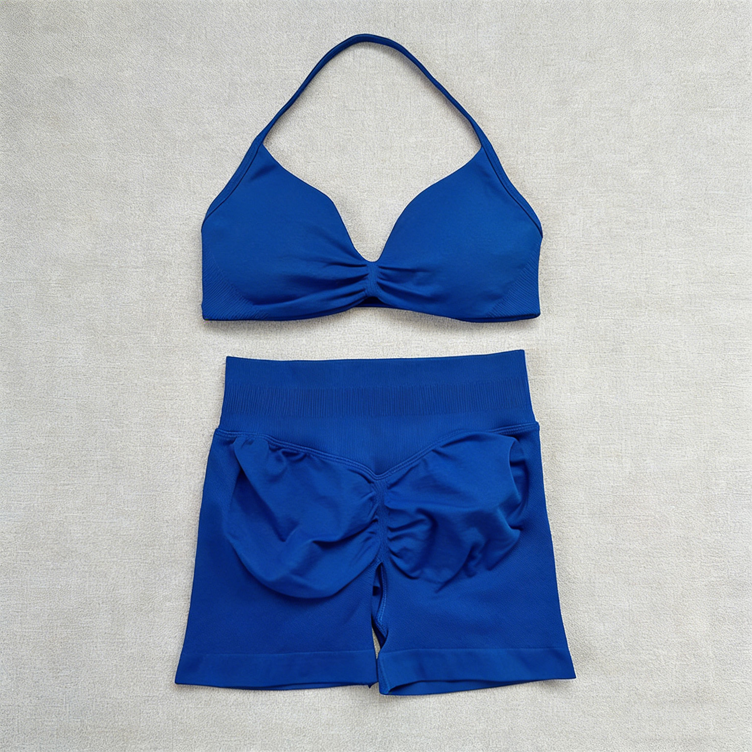 Bleu foncé