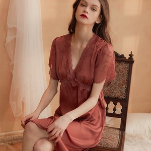 Camicie da <span class=keywords><strong>notte</strong></span> in raso per matrimonio da sposa Sexy <span class=keywords><strong>camicia</strong></span> da <span class=keywords><strong>notte</strong></span> in pizzo manica corta con scollo a V pigiama Lingerie da <span class=keywords><strong>donna</strong></span> - Product Image 4