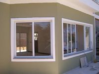 Fenêtres coulissantes multi-vitres en aluminium, résistantes à la pluie et au soleil, pour balcon, de haute qualité et abordables
