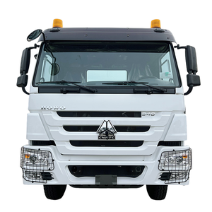 Camión tractor usado Sinotruk Howo de <span class=keywords><strong>segunda</strong></span> <span class=keywords><strong>mano</strong></span> 340hp Diesel Horse 6x4 a la venta - Product Image 1