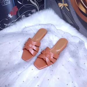 Summer Fashion Women's Genuine Leather Slip-On Open Toe Platform Slippers Anti-Slip Cushioning Beach Flattie - Product Image 2