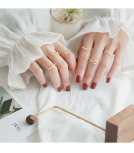 Anillo de dedo de diseño Simple, anillo de cadena deslizante, romántico, famoso, pequeño - Product Image 4