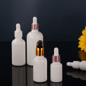 Botella de Vidrio Brillante de Porcelana Blanca de 30 ml de Lujo para Aceites Esenciales, con Gotero y Tapa de Rosca Blanca - Product Image 5