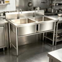 Wastafel Utilitas 2 Kompartemen Stainless Steel Berdiri Sendiri dengan Backsplash, 2 Keran, dan Kaki yang Dapat Disesuaikan
