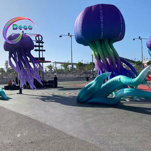 Medusa Inflable Gigante Colgante para Decoración de Fiestas - Product Image 1