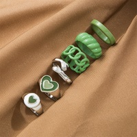 Yidvkme — ensemble de bagues pour femmes, design ancien en forme de cœur, avec revêtement de peinture métallique, de couleur verte, bijoux à la mode