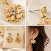 Anting-anting wanita Mylove Custom Jewelry, antialergi, elegan, berlapis emas 18K, kuningan, enamel, bunga, zircon CZ, dengan paku perak.