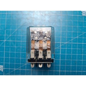 Relais à usage général TE Connectivity KUP-14A55-24, utilisé comme pièce détachée pour équipement semi-conducteur de génération précédente - Product Image 3