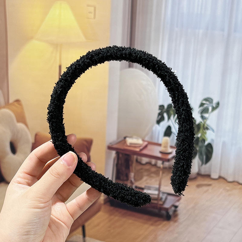 สีดำ (ขนแกะแคชเมียร์)