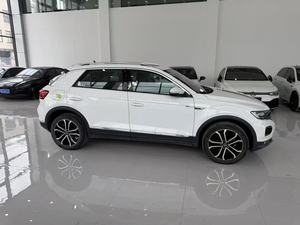 Exportation vers la Russie : Volkswagen <span class=keywords><strong>T</strong></span>-<span class=keywords><strong>ROC</strong></span> 280TSI DSG 2WD 1.4T 2022, Sièges Chauffants, SUV <span class=keywords><strong>Essence</strong></span>, Voiture d'<span class=keywords><strong>Occasion</strong></span> Très Demandée à Vendre depuis la Chine - Product Image 3