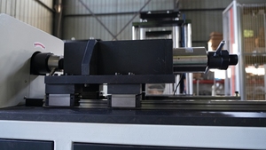 कंप्यूटर नियंत्रण सामग्री यातना परीक्षण मशीन उच्च शक्ति बोल्ट टॉर्क परीक्षण मशीन M12-M36 - Product Image 3