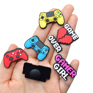 Nouveaux charms pour chaussures en forme <span class=keywords><strong>de</strong></span> console <span class=keywords><strong>de</strong></span> jeu, décorations en caoutchouc souple PVC, accessoires décoratifs pour bracelets DIY - Product Image 4