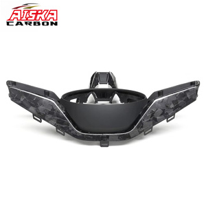 AISKA 992 Volant de course en carbone forgé à sec pour la décoration intérieure et le tuning des Porsche Taycan Cayenne Panamera - Product Image 6