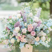 Centres de table de mariage chics MoKtong, boules de fleurs violettes réalistes pour rampes d'escalier