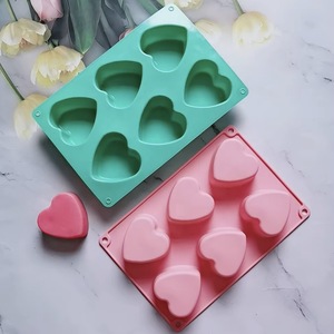 Moldes <span class=keywords><strong>de</strong></span> silicona <span class=keywords><strong>de</strong></span> corazón <span class=keywords><strong>3D</strong></span> <span class=keywords><strong>de</strong></span> 6 cavidades que hacen velas <span class=keywords><strong>de</strong></span> jabón hechas a mano moldes antiadherentes <span class=keywords><strong>de</strong></span> silicona bandeja para hornear Chocolate Fondant <span class=keywords><strong>molde</strong></span> <span class=keywords><strong>de</strong></span> caramelo - Product Image 2