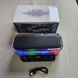 Z6 sans fil BT 5.0 haut-parleur de fête HD Bass Boost étanche 24H Playtime Subwoofer de bureau Portable pour les événements extérieurs/intérieurs - Product Image 5