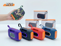 Enceinte sans fil M28 TWS portable d'extérieur avec lumière RGB, support de lanière, radio FM, carte TF, BT5.4 pour camping, voyage, fête, cadeau