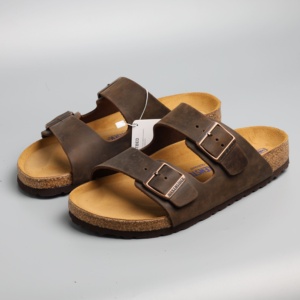 Sandalias Birkenstock Arizona 2026, de Corcho, con Doble Hebilla, Plantilla de Cuero de Primera Calidad, Unisex, Cómodas, para la Playa - Product Image 3