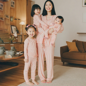 Set <span class=keywords><strong>di</strong></span> pigiama con pigiama in tinta per la famiglia HUOYOUNG Set <span class=keywords><strong>di</strong></span> pigiami da donna stampati da donna - Product Image 1