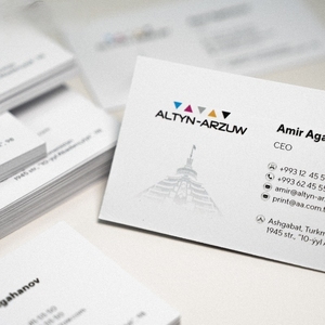 Cartes de visite personnalisées en papier kraft mat imprimées UV pour les entreprises de luxe, l'image d'entreprise et les cadeaux d'entreprise - Product Image 5