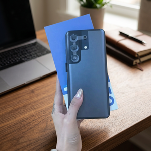 Lot de smartphones mobiles à écran incurvé Camon 50 Pro 5G avec 10 cœurs, 16 Go de RAM, 1 To de stockage - Product Image 1