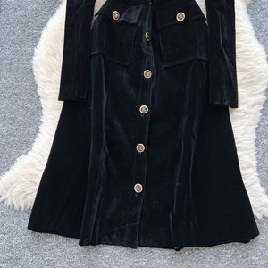 Vêtements pour femmes <span class=keywords><strong>Shion</strong></span> Robe élégante en velours pour femmes Robe mince ceinturée à simple boutonnage pour le style chic Robe à la mode pour femmes Robe décontractée - Product Image 3