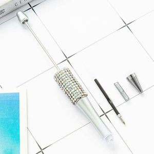 Stylo à bille multicolores avec paillettes et perles de diamant, personnalisable avec logo - Product Image 4