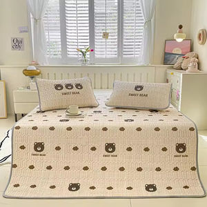 Ensemble trois pièces lavable et doux pour l'été, motif dessin animé, grand format, style drap de lit en latex, effet soyeux et rafraîchissant, pour usage domestique - Product Image 4