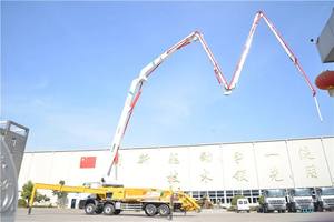 Bomba de <span class=keywords><strong>hormigón</strong></span> montada en <span class=keywords><strong>camión</strong></span> diésel chino Hb62K HB62v de marca superior 62m con <span class=keywords><strong>precio</strong></span> barato a la venta - Product Image 4