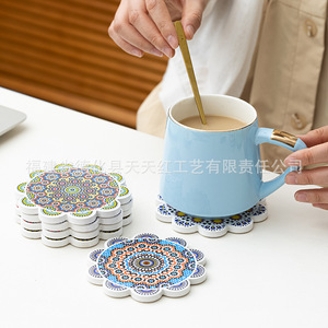 แผ่นรองแก้วเซรามิกเทียนหงรูปทรงดอกไม้ แผ่นกันความร้อนสำหรับรองถ้วยชา ลายจีนแบบกลม - Product Image 2