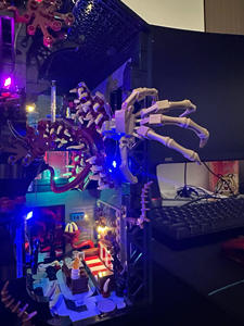 Kit de construction Hot Selling Stranger Things Book Nook en plastique ABS, ensemble de blocs de construction, <span class=keywords><strong>maison</strong></span> de poupée, kit de coin de lecture avec lumière - Product Image 2