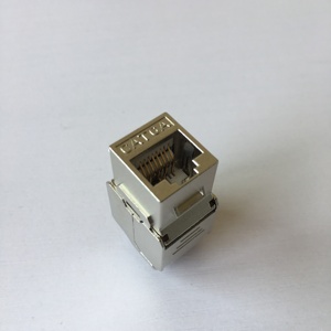 RJ45 <span class=keywords><strong>STP</strong></span> 180 grado Toolless <span class=keywords><strong>Cat6a</strong></span> Keystone Jack FTP - Product Image 4