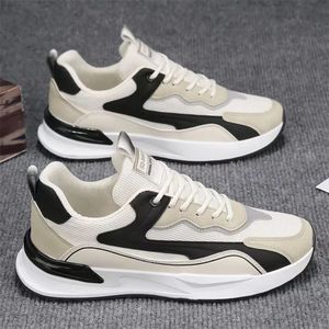 Chaussures de sport pour hommes en stock pour la vente en gros, chaussures décontractées simples à semelle épaisse, chaussures respirantes en mesh à lacets pour adolescents - Product Image 3