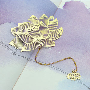 <span class=keywords><strong>Livre</strong></span> en métal Fleur de lotus Marque-page en or rose avec pendentif Promotion personnalisée Gravure Marque-page de mode Marques BSCI - Product Image 4
