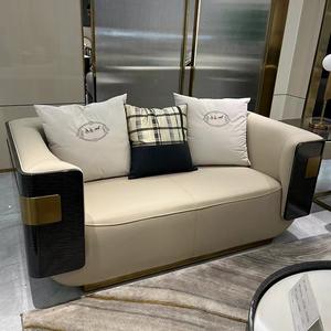 फ्यूचरियल लक्जरी आधुनिक डिजाइनर फर्नीचर 1 + 2 + 3 प्रीमियम चमड़े के सोफे उच्च गुणवत्ता वाले घर के रहने वाले कमरे को वास्तविक चमड़े के लिए सेट - Product Image 5