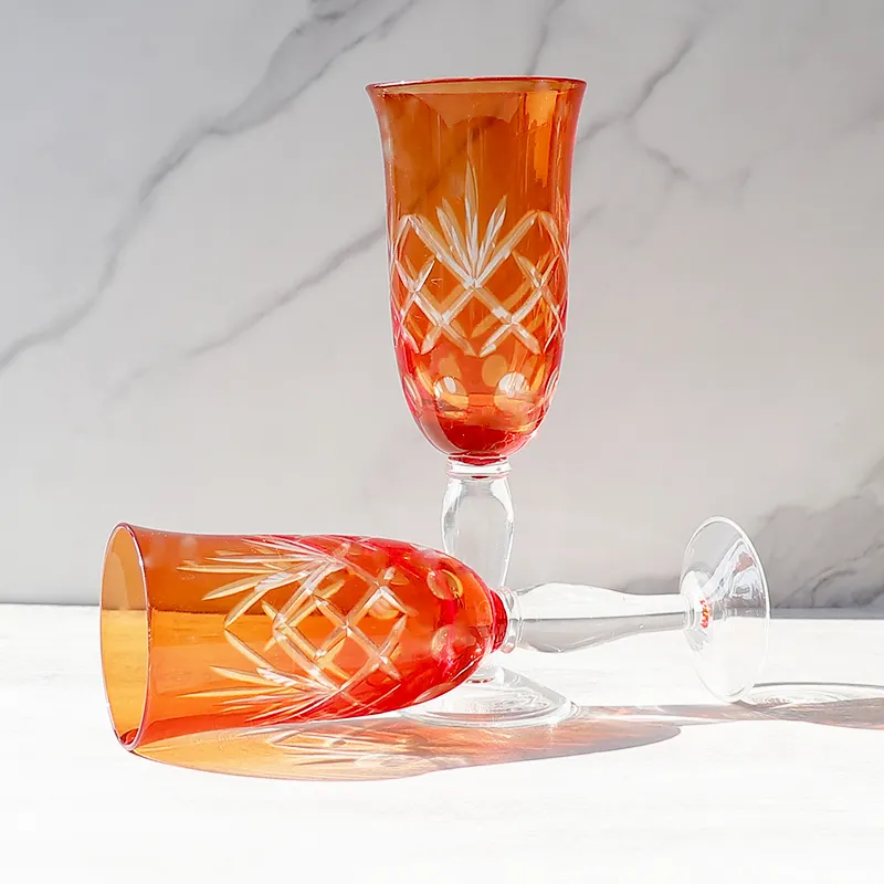 190 ml Hand cut to clear orange tulip-shaped champagne glass