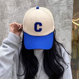 Casquette de baseball 6 panneaux en coton brodé avec lettres personnalisées, bicolore blanc, style sportif et formel, taille standard du fabricant, avec motif à nœuds - Product Image 2