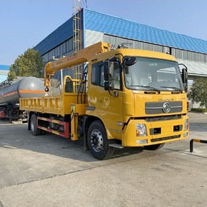 รถบรรทุกติดเครนแบบแมนนวล ดงเฟิง 4x2 ใหม่ เครื่องยนต์ดีเซล 8 ตัน รถบรรทุก 6.3 ตัน พร้อมเครนยก - Product Image 1