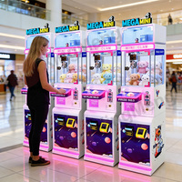Machine à griffes commerciale Mega Mini avec accepteur de billets, revêtement personnalisé, casier à prix d'arcade et grue à prix