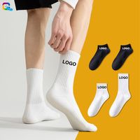 Chaussettes décontractées personnalisées avec logo pour hommes - Collection Printemps en mélange de coton avec design sur le corps et le revers