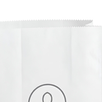 Sac en papier kraft blanc résistant à la graisse, personnalisable avec logo, pour emballage alimentaire à emporter, avec soufflet latéral à découpe dentelée, sac en papier vertical