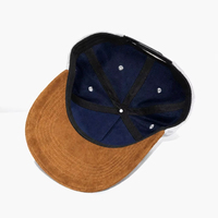 Casquette de baseball bicolore à 5 panneaux en tissu texturé avec visière en daim, ajustable, pour sports de plein air (vente en gros)