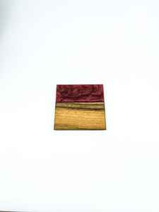 Ensemble de dessous-de-verre en résine naturelle et bois pour la maison et le bureau, protégeant les surfaces des déversements, de la chaleur et des rayures, avec un design unique et magnifique - Product Image 2