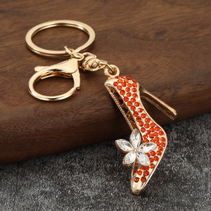 Nouvelle Collection : Porte-clés de voiture à talons hauts orné de diamants, pendentif élégant pour sac de fille ou moto - Product Image 2