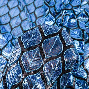 Zwaar Kralen Zwart Blauw Volledig Patroon Borduurwerk Kralen Bladeren Franse Tule Geborduurde Avondjurk Kleding Pailletten Stof - Product Image 1